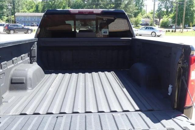 2022 Chevrolet Silverado 1500 4WD Crew Cab Short Bed High Country