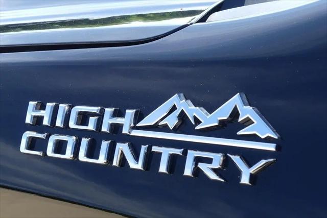 2022 Chevrolet Silverado 1500 4WD Crew Cab Short Bed High Country