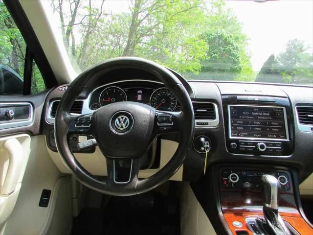 2014 Volkswagen Touareg TDI Lux
