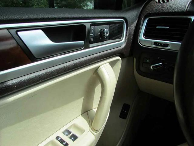 2014 Volkswagen Touareg TDI Lux