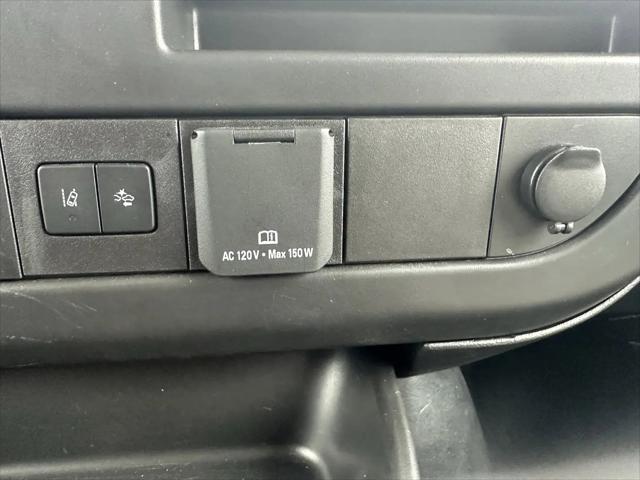 2025 Chevrolet Express Passenger RWD 3500 Extended Wheelbase LT
