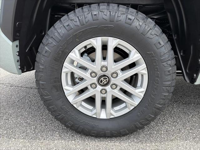 2026 Toyota Tundra SR5 CrewMax 5.5' Bed