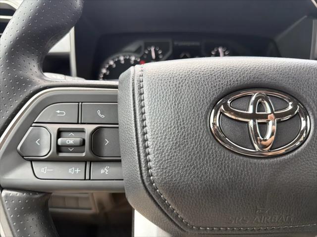 2026 Toyota Tundra SR5 CrewMax 5.5' Bed