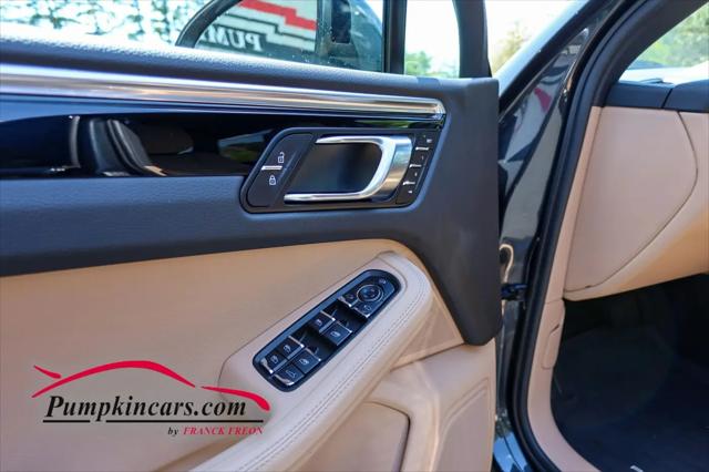2023 Porsche Macan T
