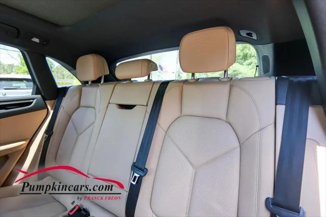 2023 Porsche Macan T