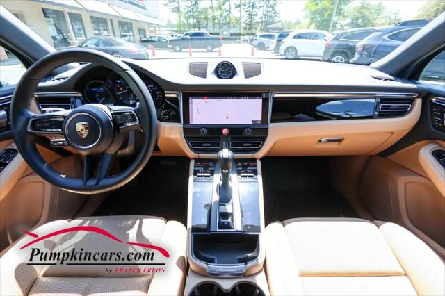 2023 Porsche Macan T