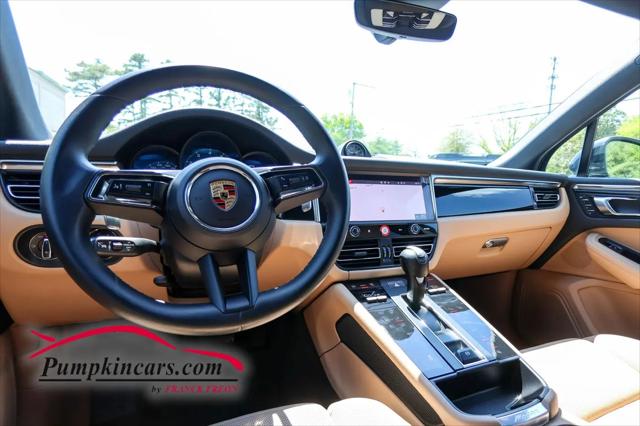 2023 Porsche Macan T