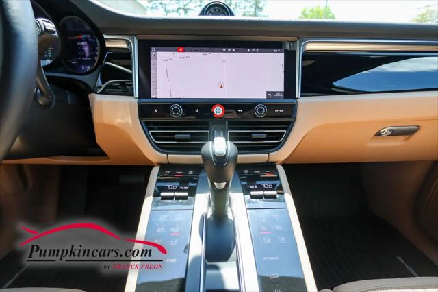 2023 Porsche Macan T
