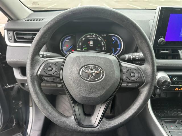 2023 Toyota RAV4 Hybrid XLE