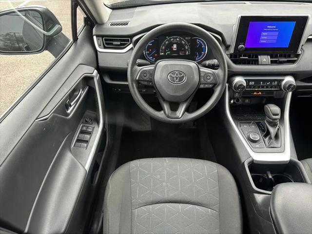 2023 Toyota RAV4 Hybrid XLE