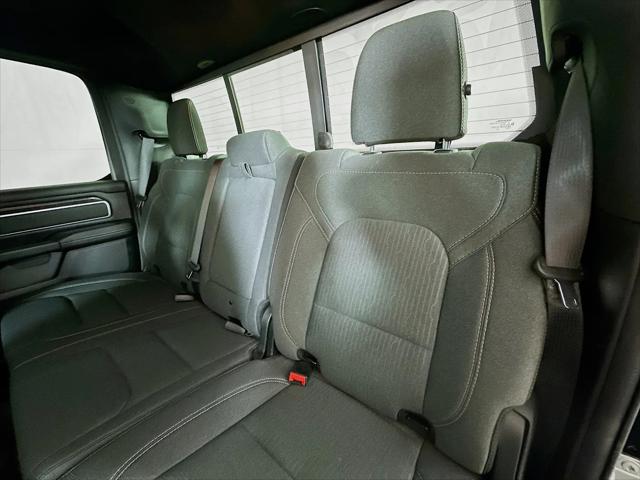 2022 Ram 1500 Big Horn Crew Cab 4x4 5'7" Box