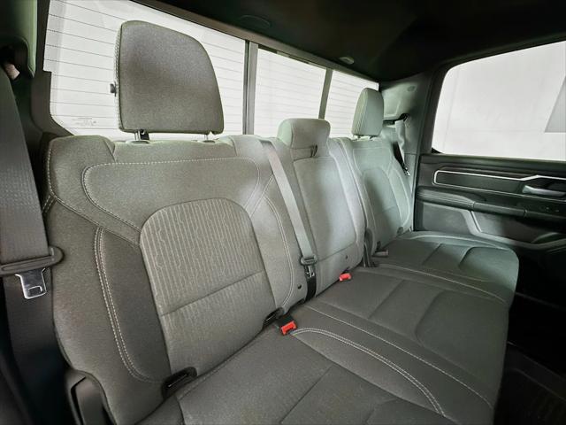 2022 Ram 1500 Big Horn Crew Cab 4x4 5'7" Box