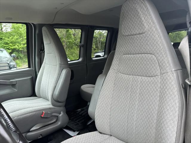 2016 Chevrolet Express LT