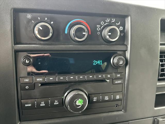 2016 Chevrolet Express LT