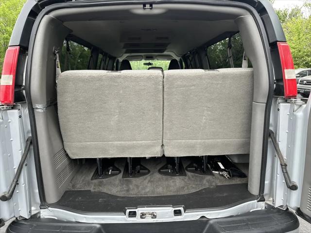 2016 Chevrolet Express LT