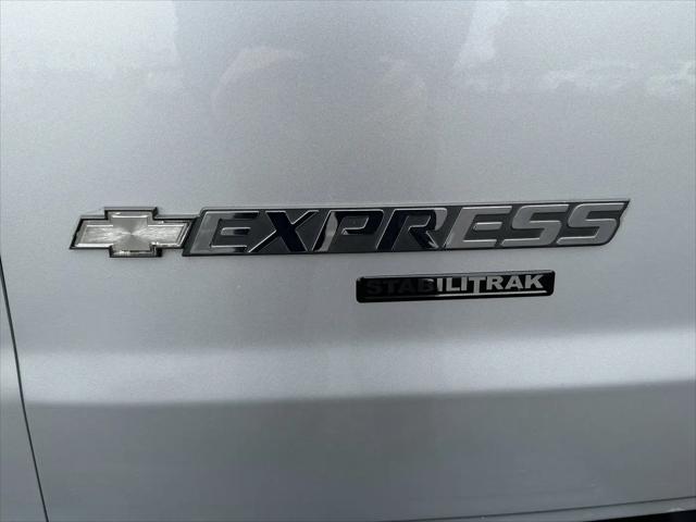 2016 Chevrolet Express LT
