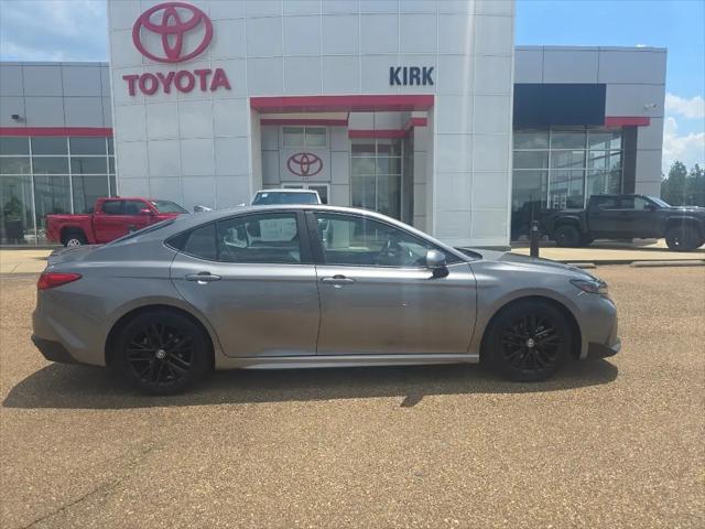 2025 Toyota Camry SE for sale in Grenada, MS