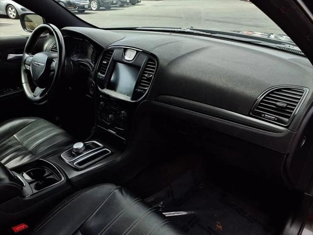 2016 Chrysler 300 300S