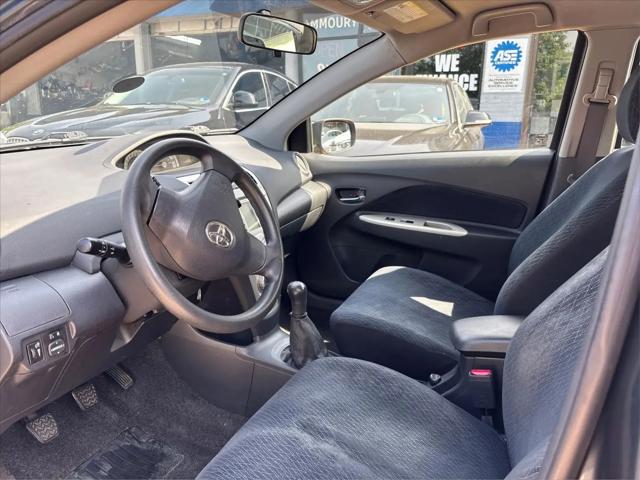 2008 Toyota Yaris Base