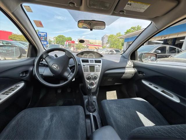 2008 Toyota Yaris Base