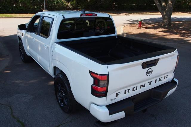 2026 Nissan Frontier Crew Cab SV 4x2