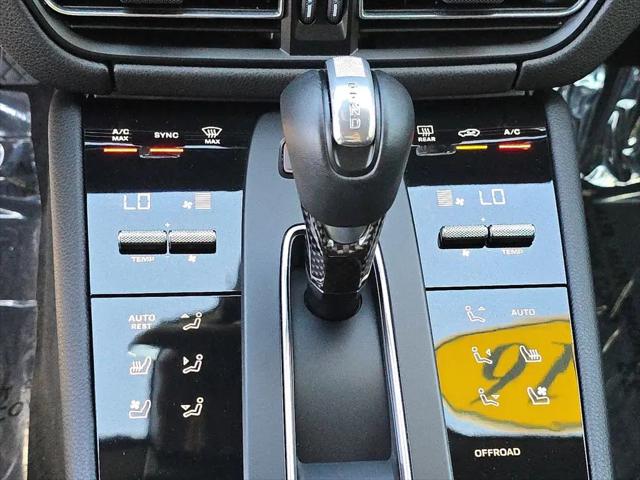2023 Porsche Macan S