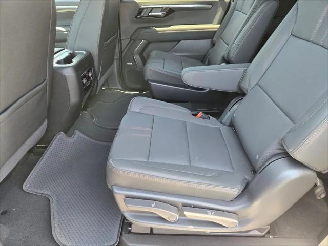2026 Chevrolet Suburban RST, 4WD