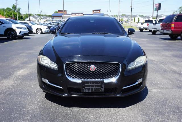 2016 Jaguar XJ R-Sport