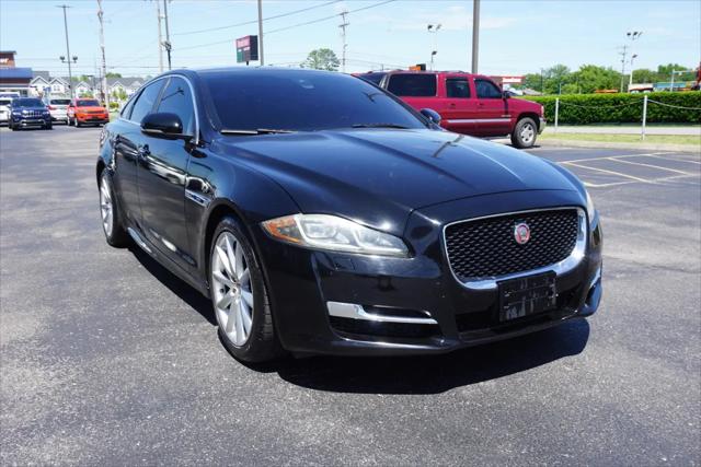 2016 Jaguar XJ R-Sport