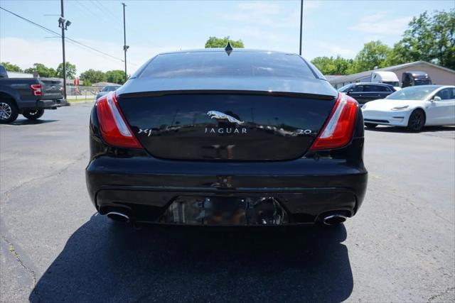 2016 Jaguar XJ R-Sport
