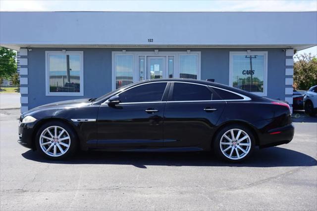 2016 Jaguar XJ R-Sport