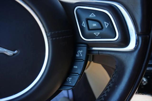 2016 Jaguar XJ R-Sport