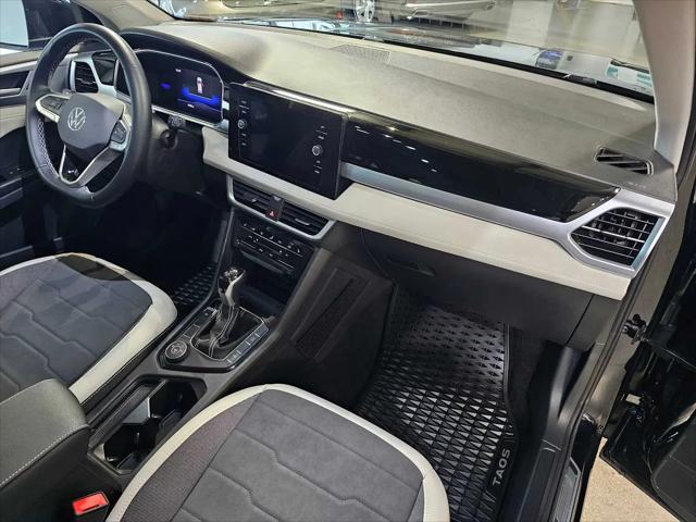 2025 Volkswagen Taos 1.5T SE