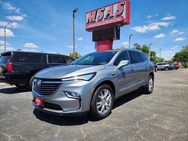 2023 Buick Enclave Essence AWD