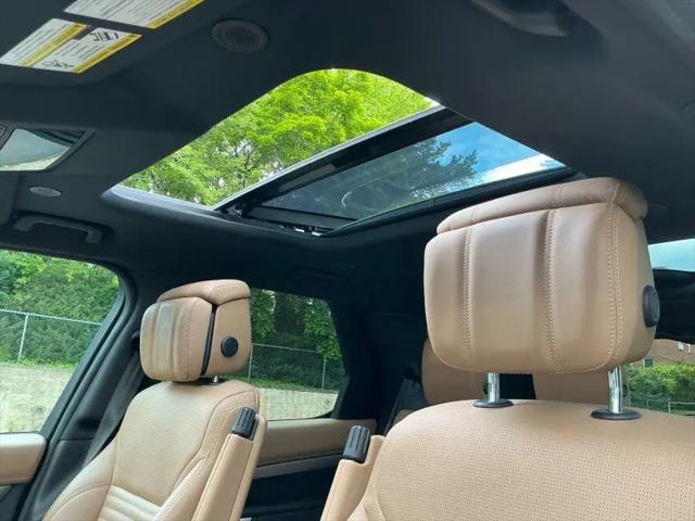 2023 Land Rover Discovery P360 S R-Dynamic