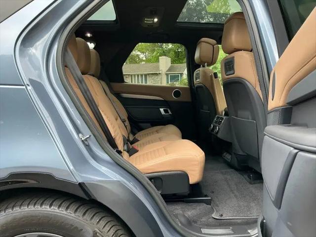 2023 Land Rover Discovery P360 S R-Dynamic