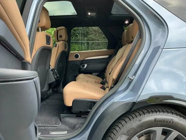 2023 Land Rover Discovery P360 S R-Dynamic