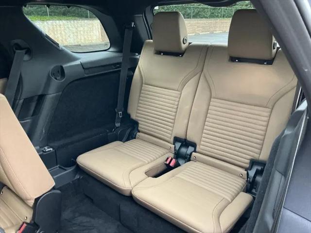 2023 Land Rover Discovery P360 S R-Dynamic