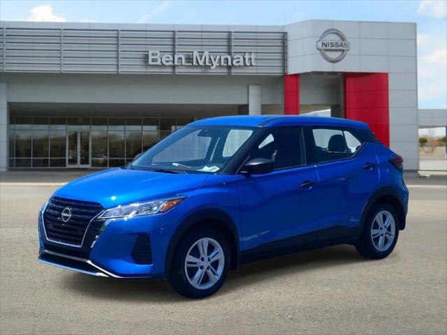 2025 Nissan Kicks S
