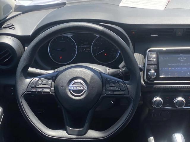 2025 Nissan Kicks S