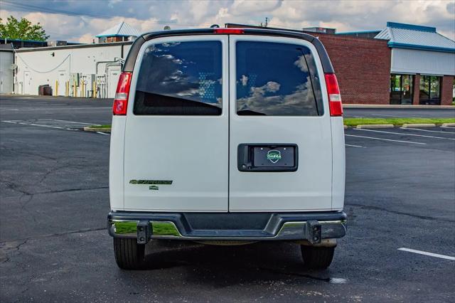 2022 Chevrolet Express Cargo Van RWD 2500 Regular Wheelbase WT