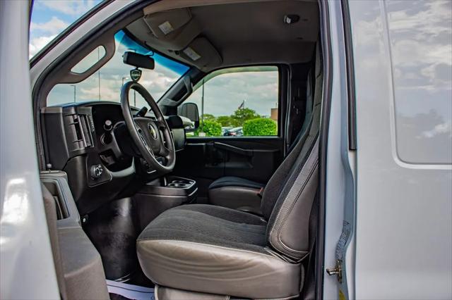 2022 Chevrolet Express Cargo Van RWD 2500 Regular Wheelbase WT