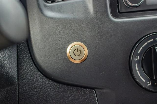2017 Nissan NV200 SV
