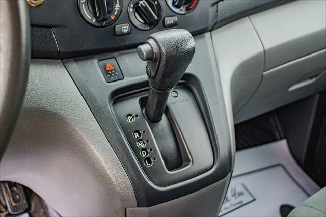 2017 Nissan NV200 SV