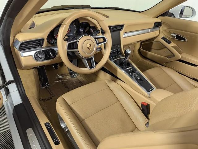 2017 Porsche 911 Carrera