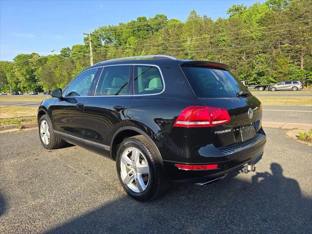 2013 Volkswagen Touareg TDI Lux