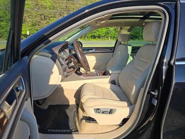 2013 Volkswagen Touareg TDI Lux