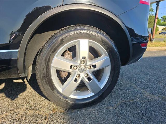 2013 Volkswagen Touareg TDI Lux