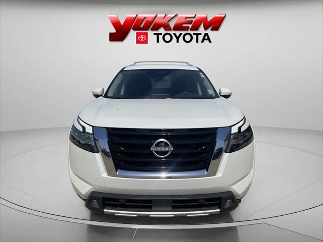 2022 Nissan Pathfinder SL 2WD