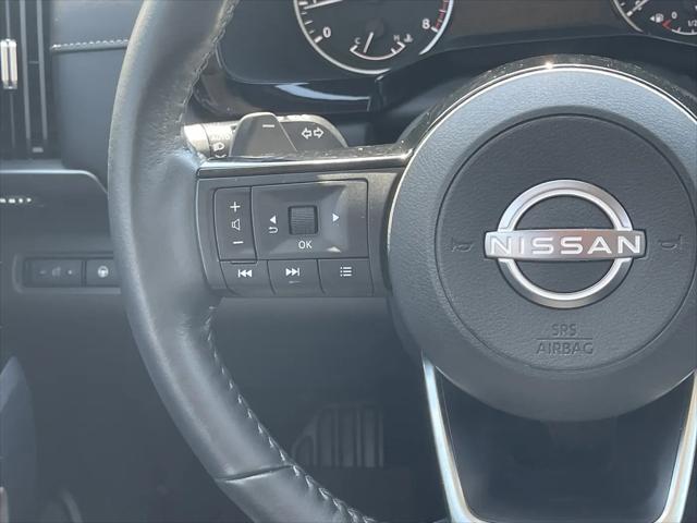 2022 Nissan Pathfinder SL 2WD